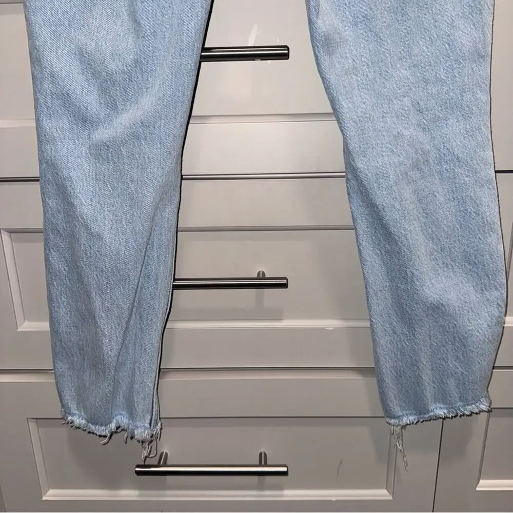 Abercrombie & Fitch High Rise Mom Jean 26 Regular Light Wash - Picture 6 of 7